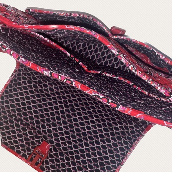 VERA BRADLEY MESSENGER BAG* - Picture 7 of 9